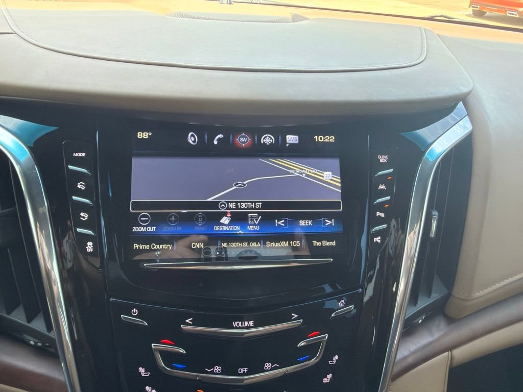 Used 2017 Cadillac Escalade Platinum AWD/4WD image 11