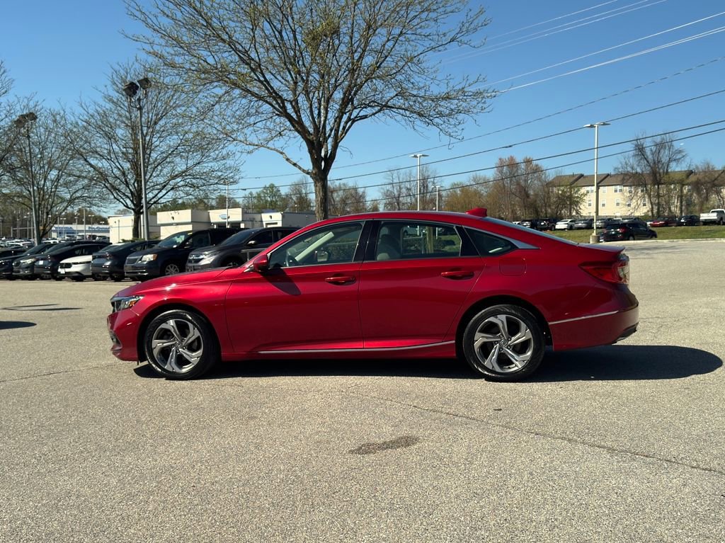 Used 2019 Honda Accord EX image 18
