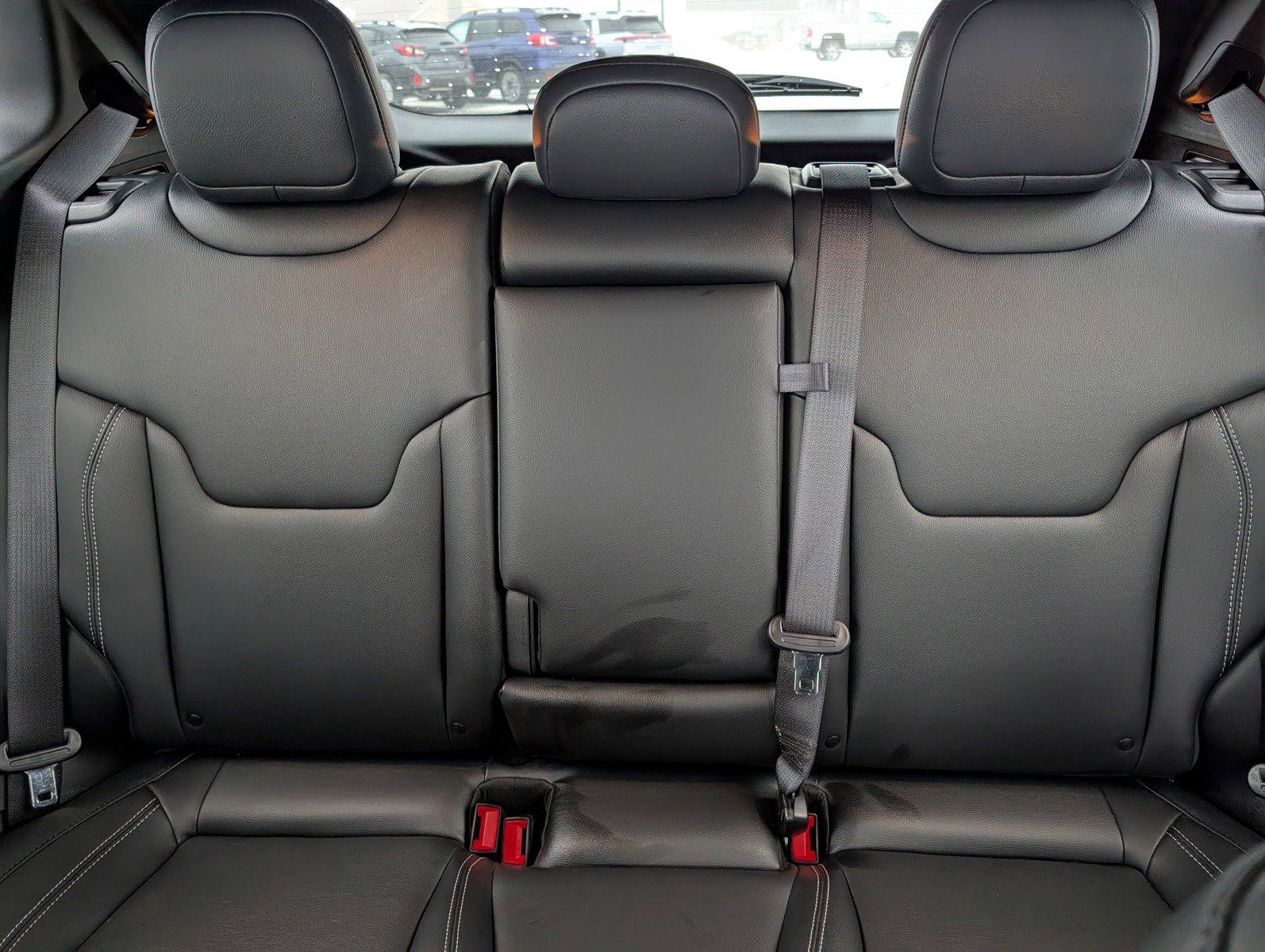 Used 2025 Jeep Compass Limited image 13