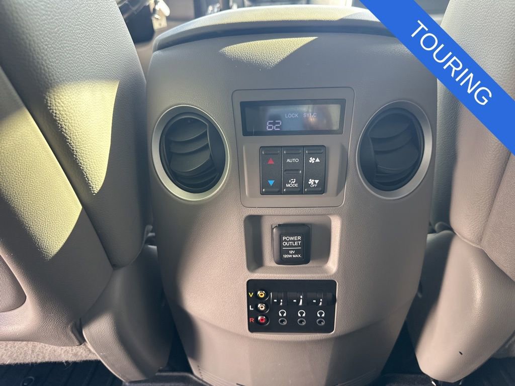 Used 2014 Honda Pilot Touring image 26