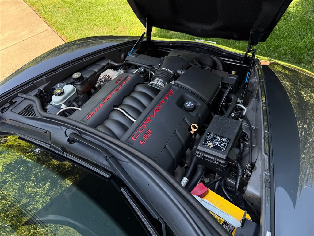 Used 2009 Chevrolet Corvette Convertible w/ Preferred Equipment Group RWD image 62