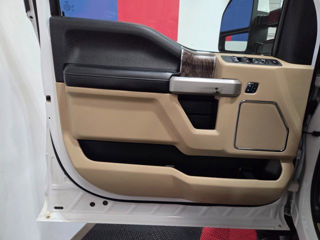 Used 2018 Ford F350 Lariat w/ Lariat Value Package image 33