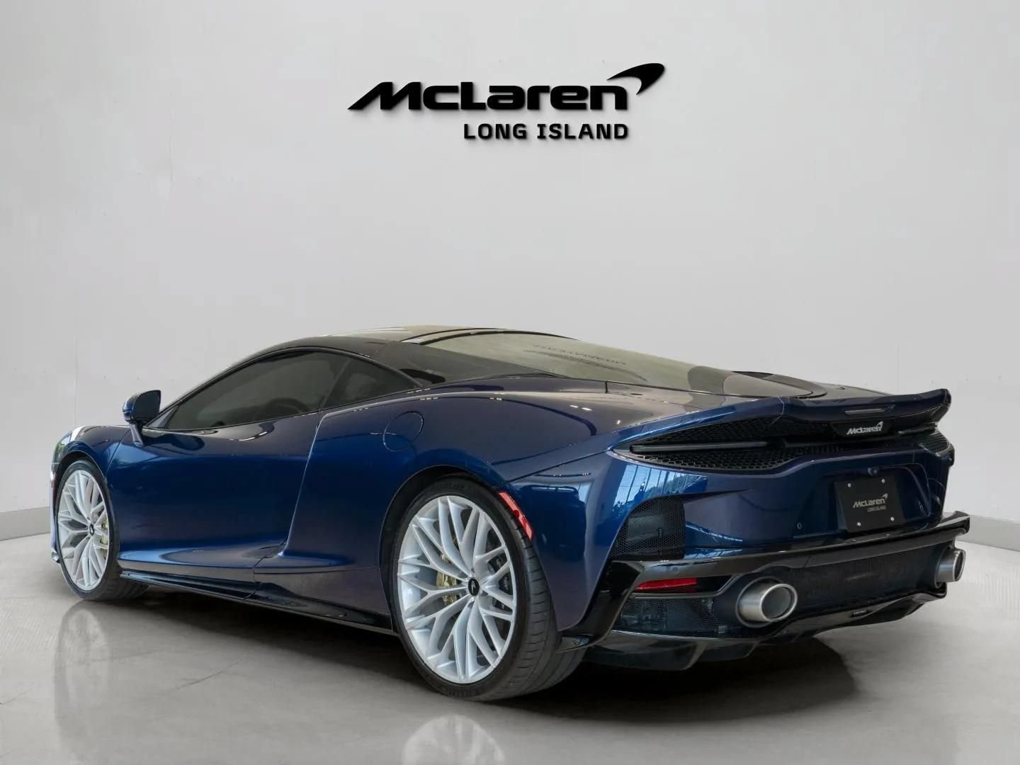 Used 2023 McLaren GT RWD image 5