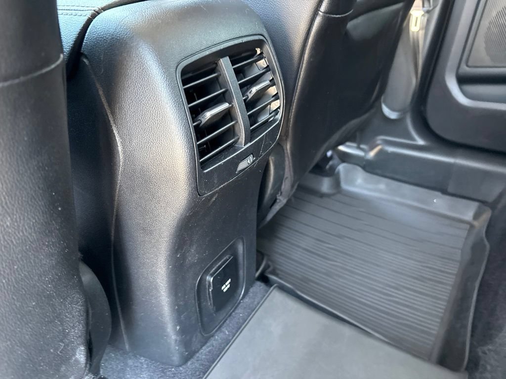 Used 2020 Ford Escape Titanium w/ Titanium Premium Package 2.0 AWD/4WD image 29