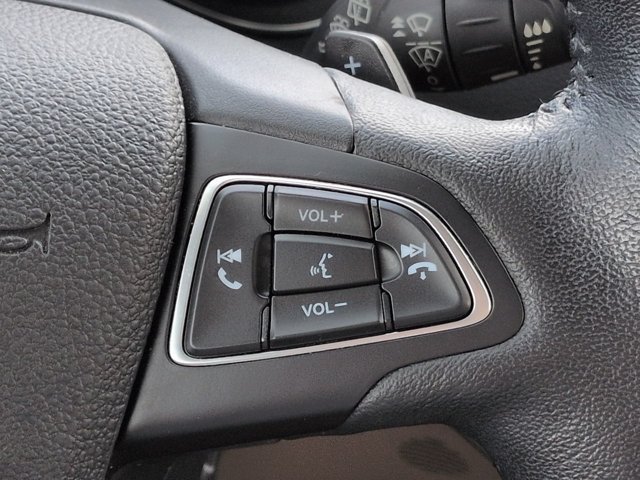 Used 2017 Ford Escape Titanium w/ Equipment Group 301A FWD image 27