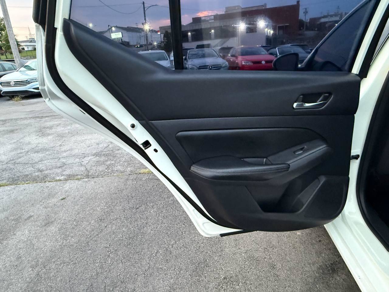 Used 2019 Nissan Altima 2.5 S FWD image 32