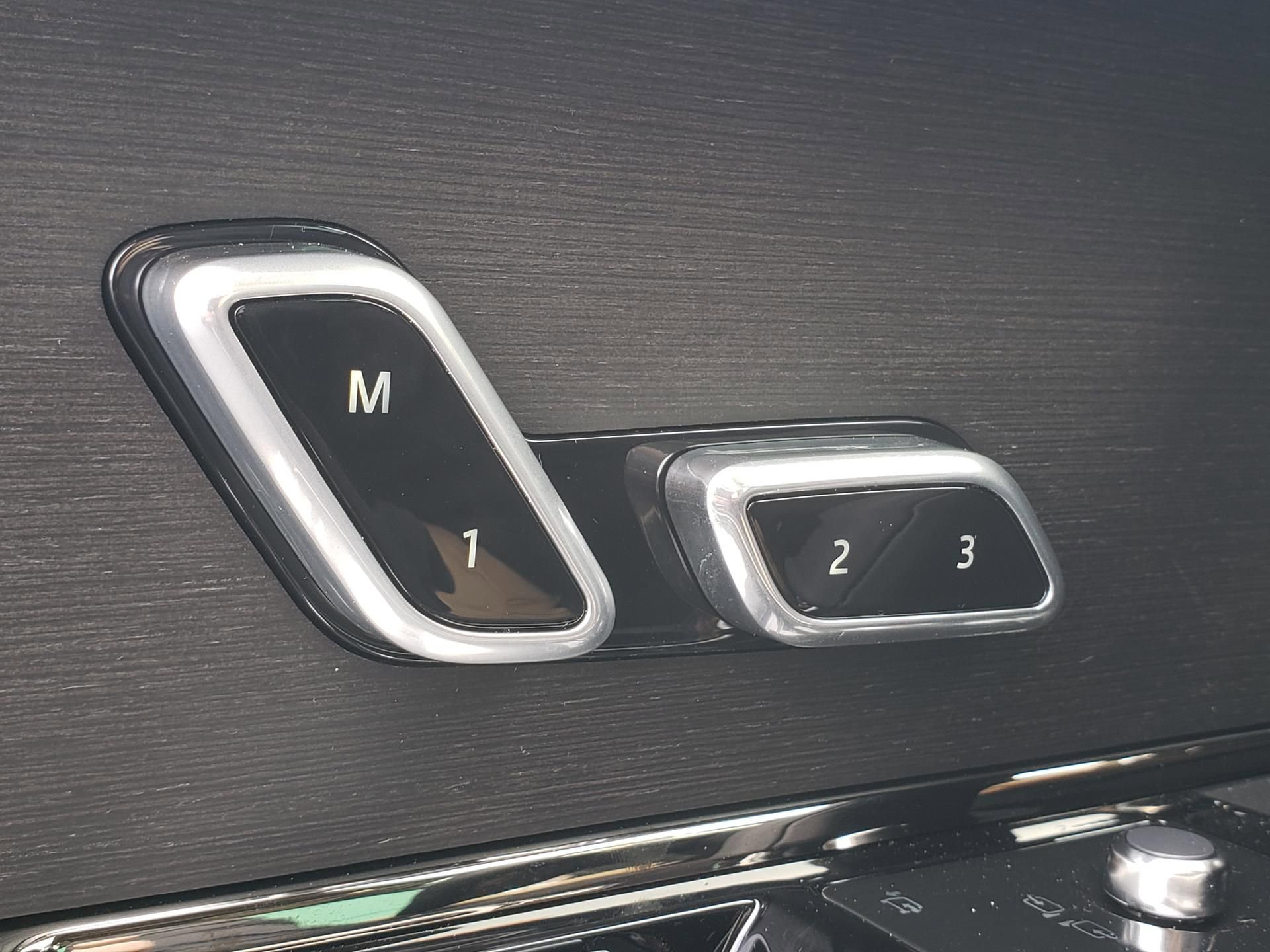 New 2026 Land Rover Range Rover Sport Dynamic SE image 21