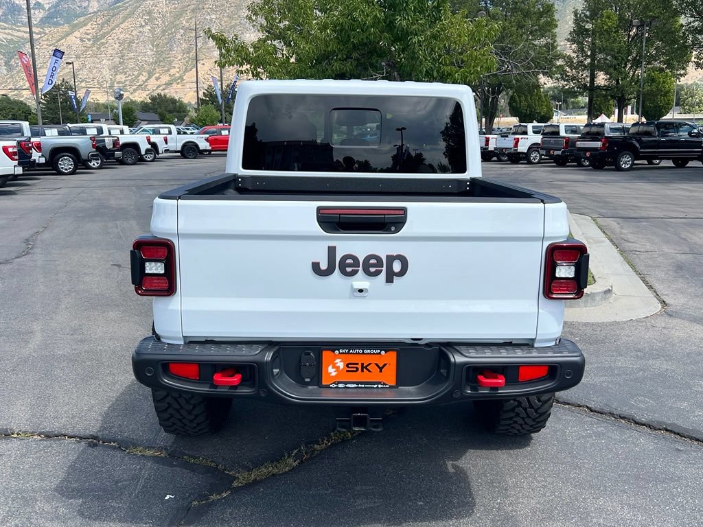 Used 2026 Jeep Gladiator Rubicon AWD/4WD image 9