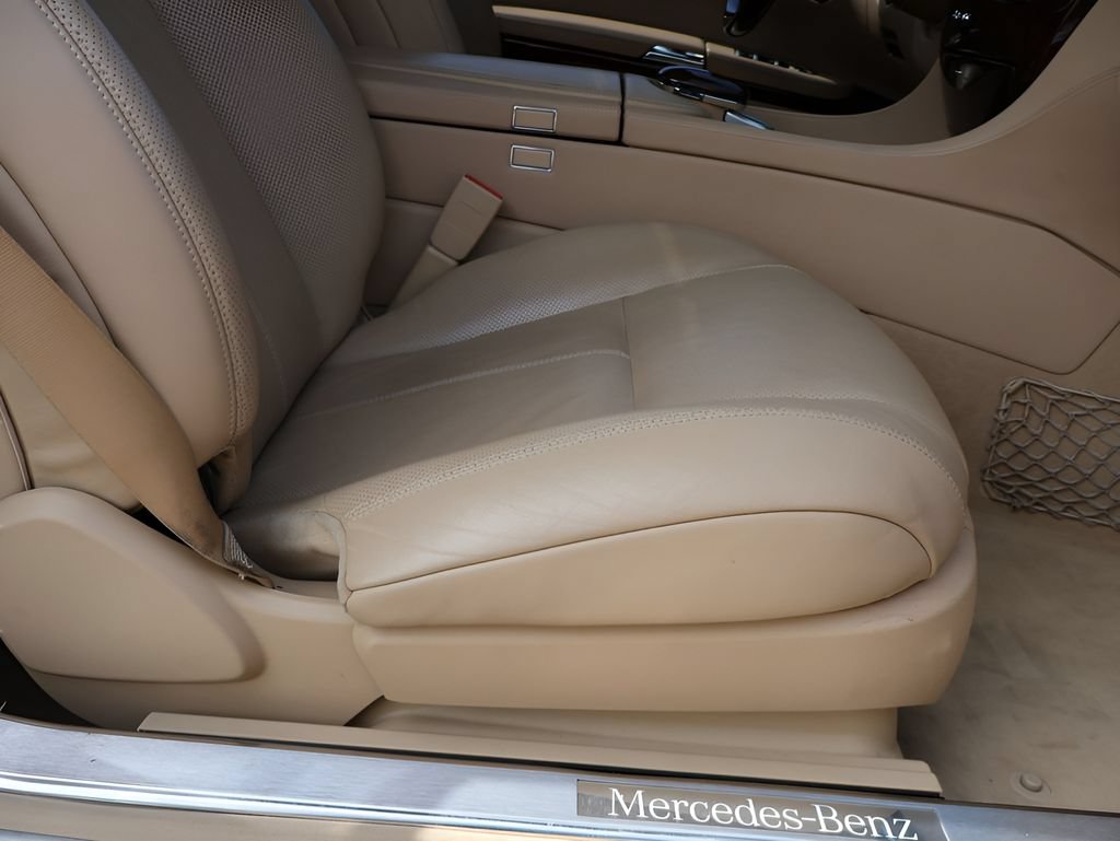 Used 2011 Mercedes-Benz CL 550 4MATIC image 10
