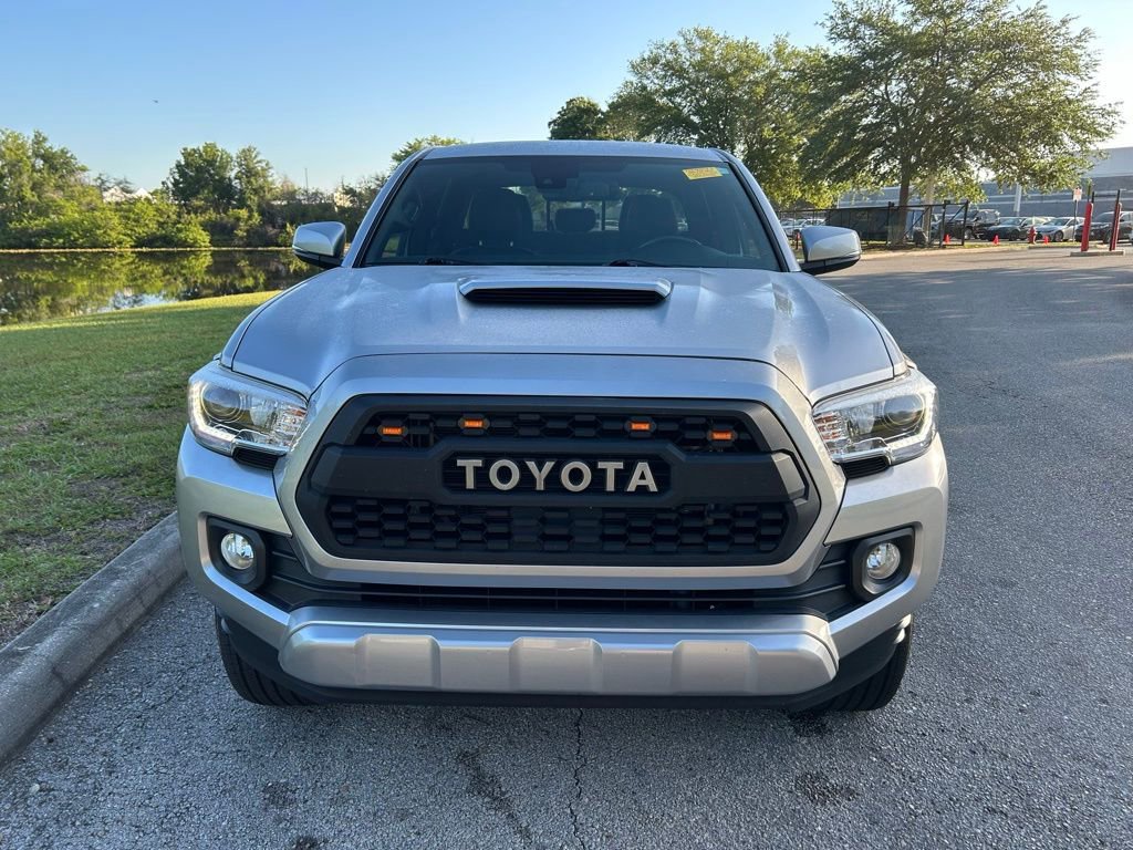 Used 2021 Toyota Tacoma TRD Sport w/ Technology Package image 8