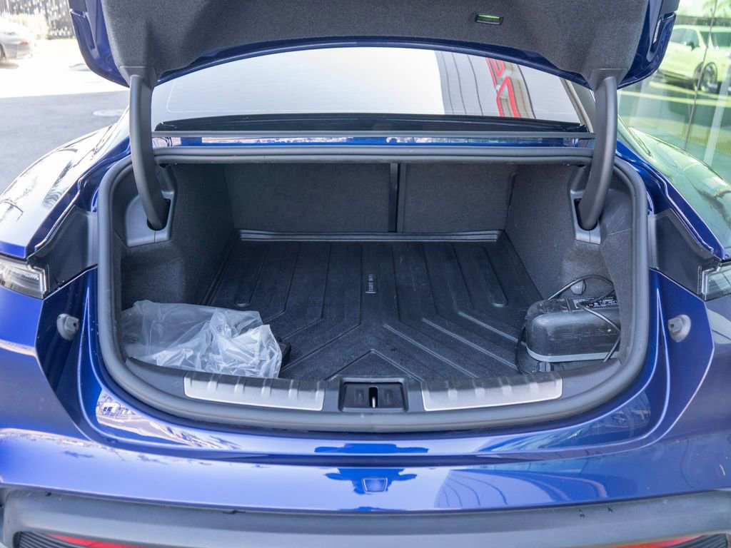 Used 2022 Porsche Taycan Turbo S image 35