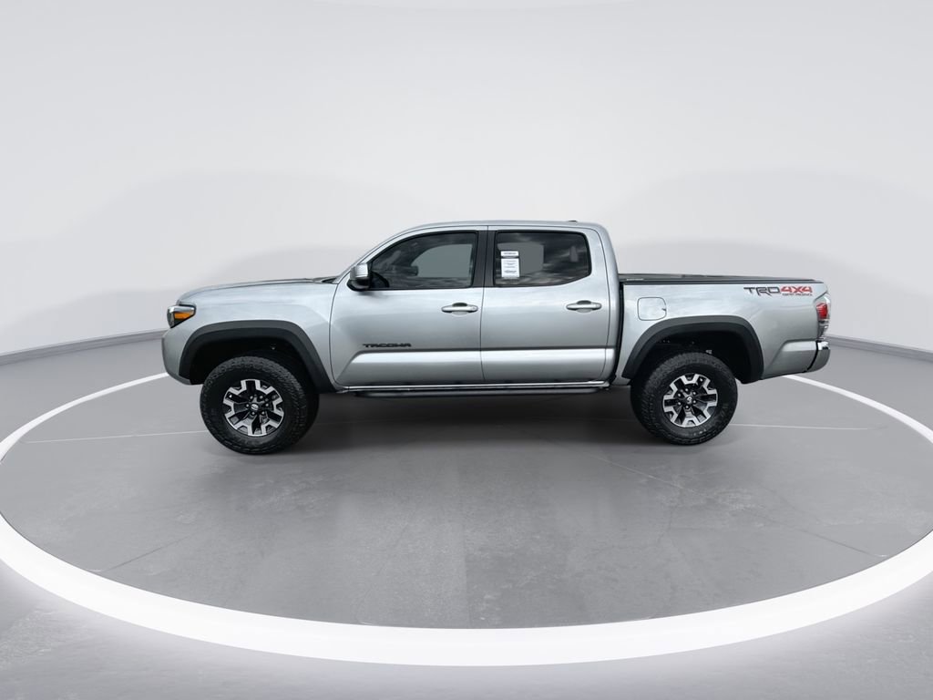 Used 2023 Toyota Tacoma TRD Off-Road AWD/4WD image 5