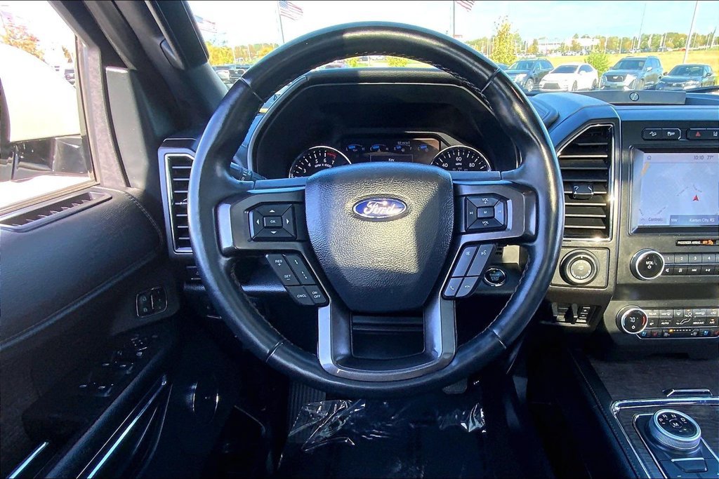 Used 2021 Ford Expedition Limited AWD/4WD image 5