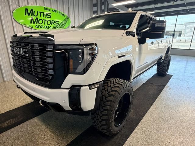 Used 2025 GMC Sierra 2500 Denali Ultimate image 1