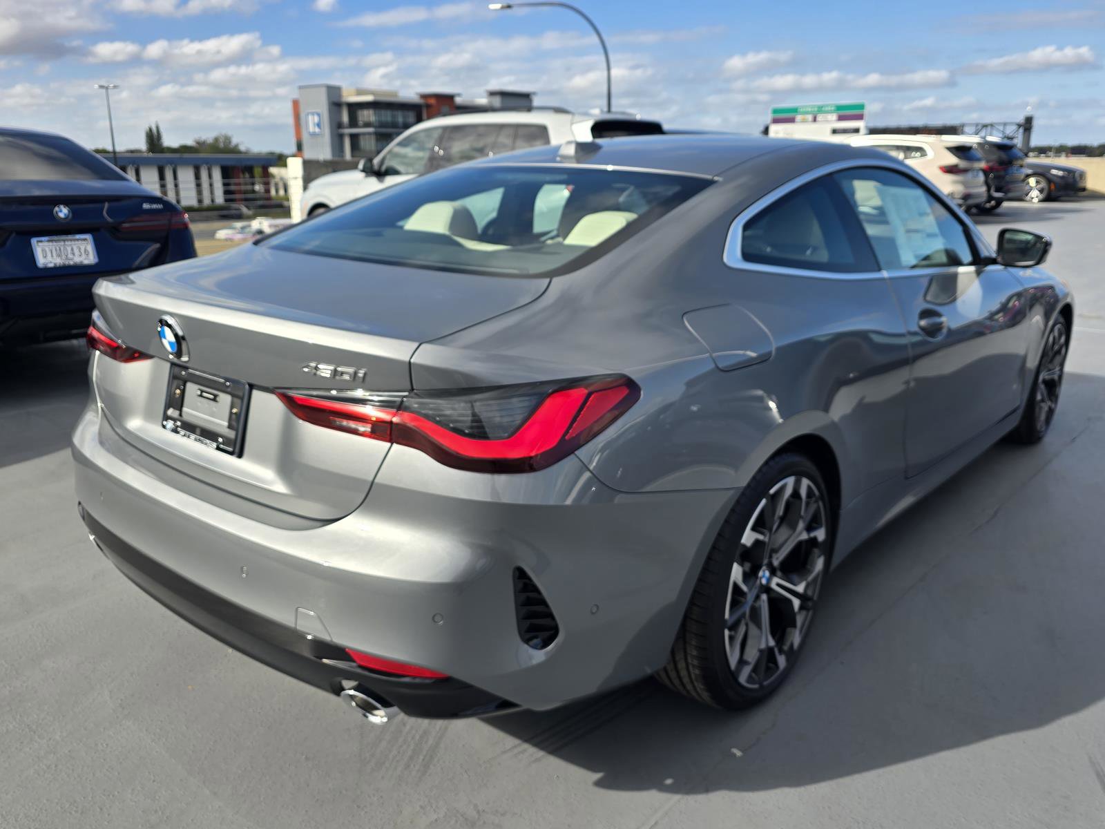 New 2026 BMW 430i Coupe w/ Parking Assistance Package RWD image 10