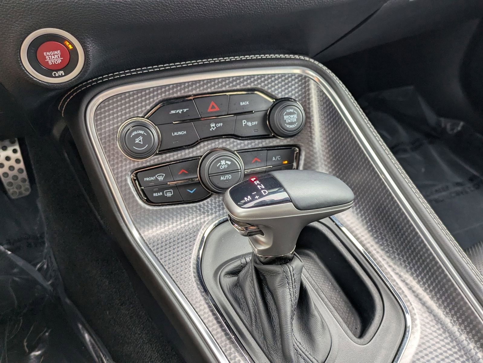 Used 2016 Dodge Challenger SRT Hellcat image 26