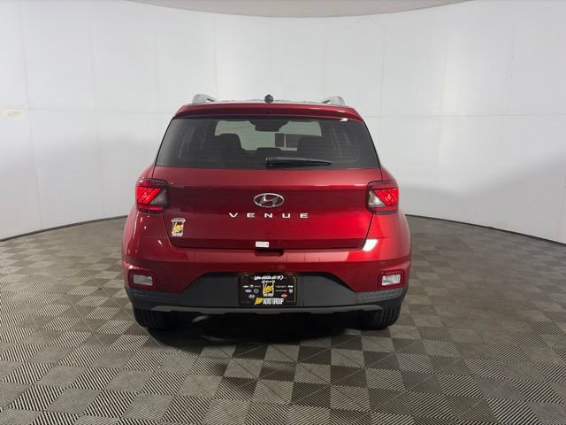 New 2026 Hyundai Venue SEL FWD image 6