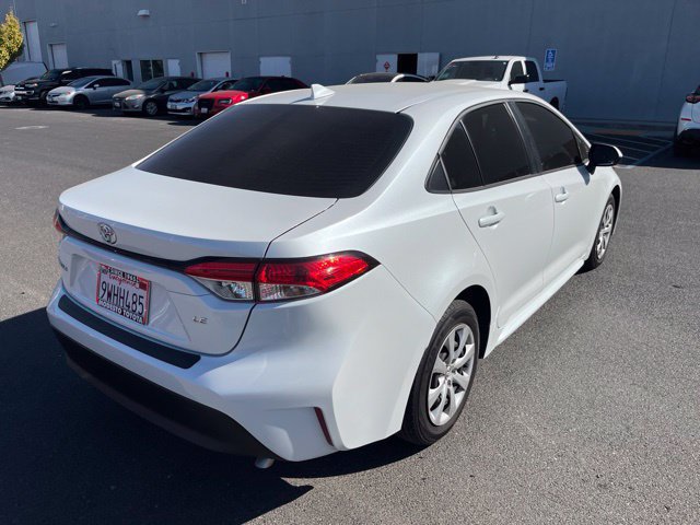 Used 2026 Toyota Corolla LE FWD image 3