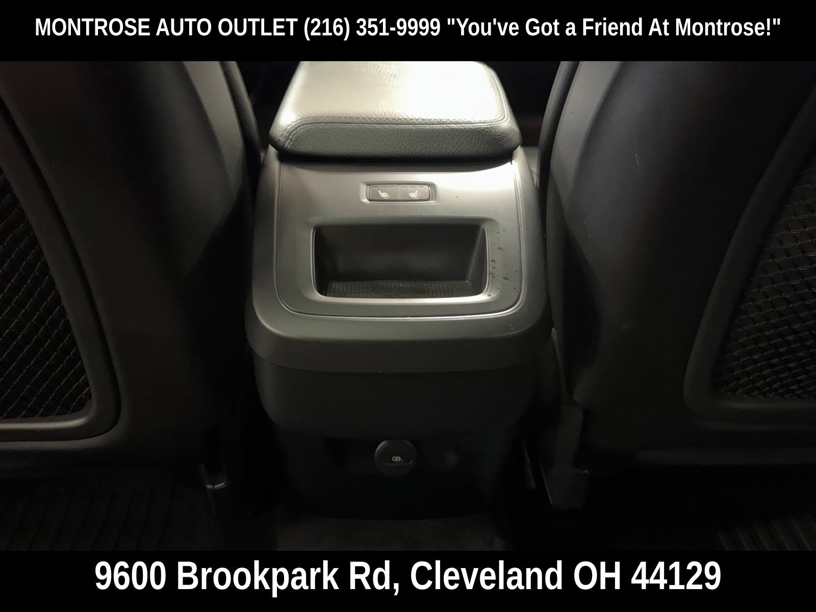 Used 2021 Volvo XC60 T5 Momentum w/ Protection Package AWD/4WD image 40