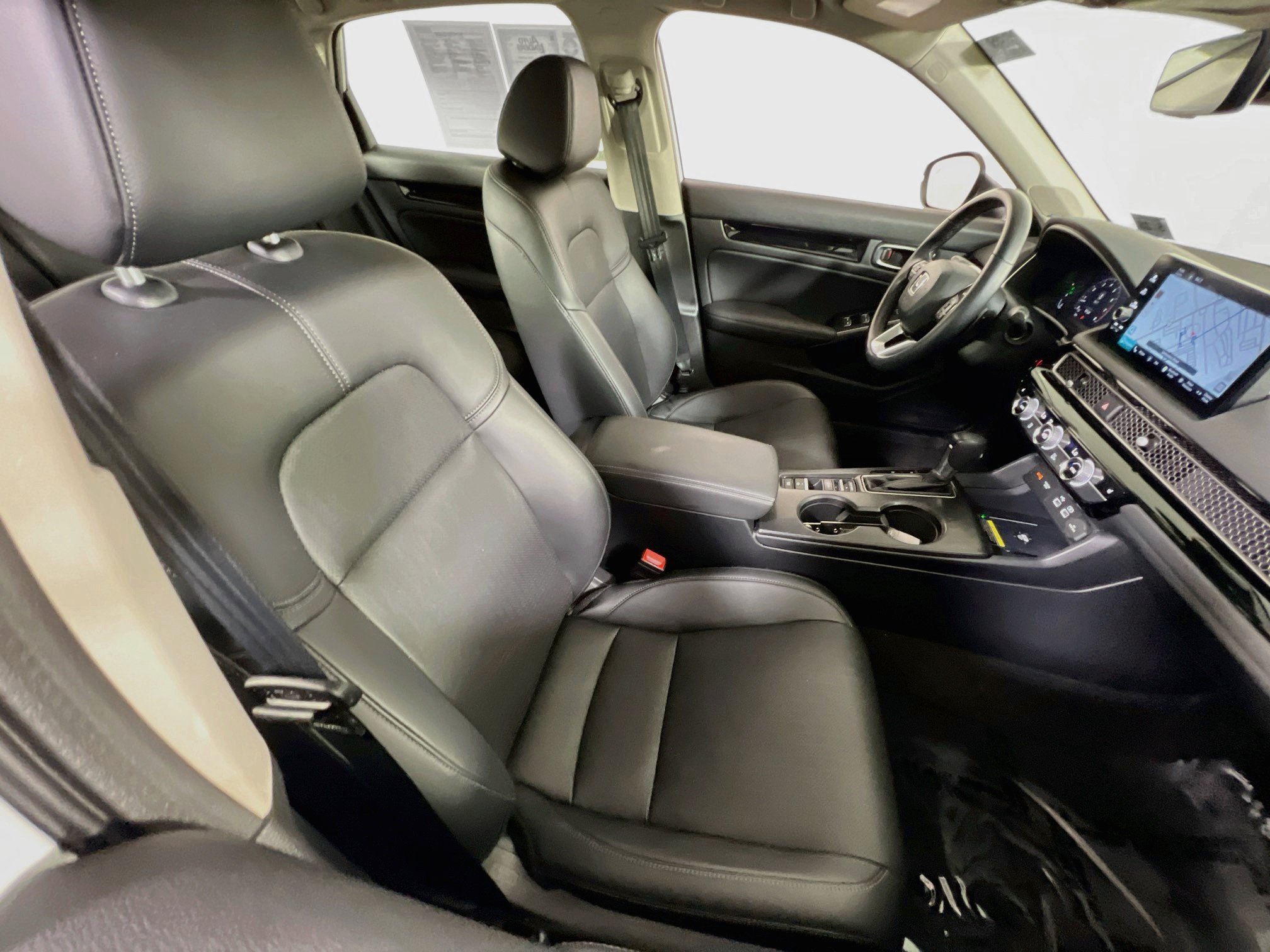 Used 2023 Honda Civic Touring image 28