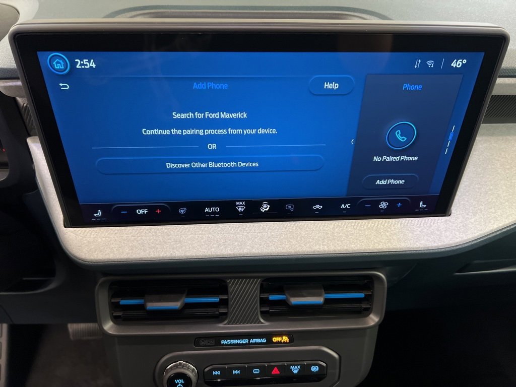 New 2025 Ford Maverick XLT w/ XLT Luxury Package image 9