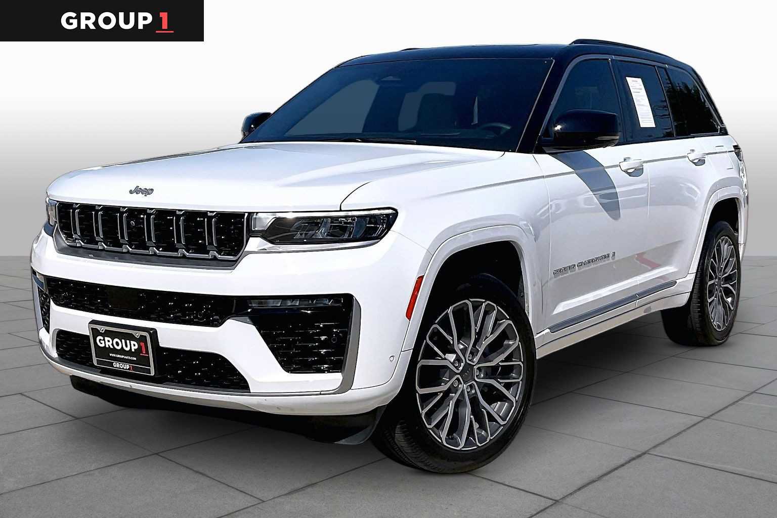 Used 2026 Jeep Grand Cherokee Summit w/ Adv Protech Group IV AWD/4WD image 1