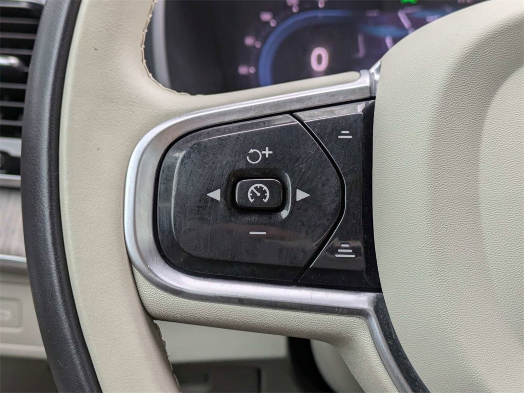 Used 2023 Volvo XC90 B6 Ultimate w/ Protection Package Premier image 36