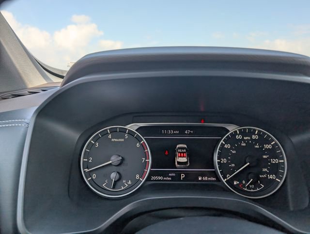 Used 2023 Nissan Rogue SV image 16