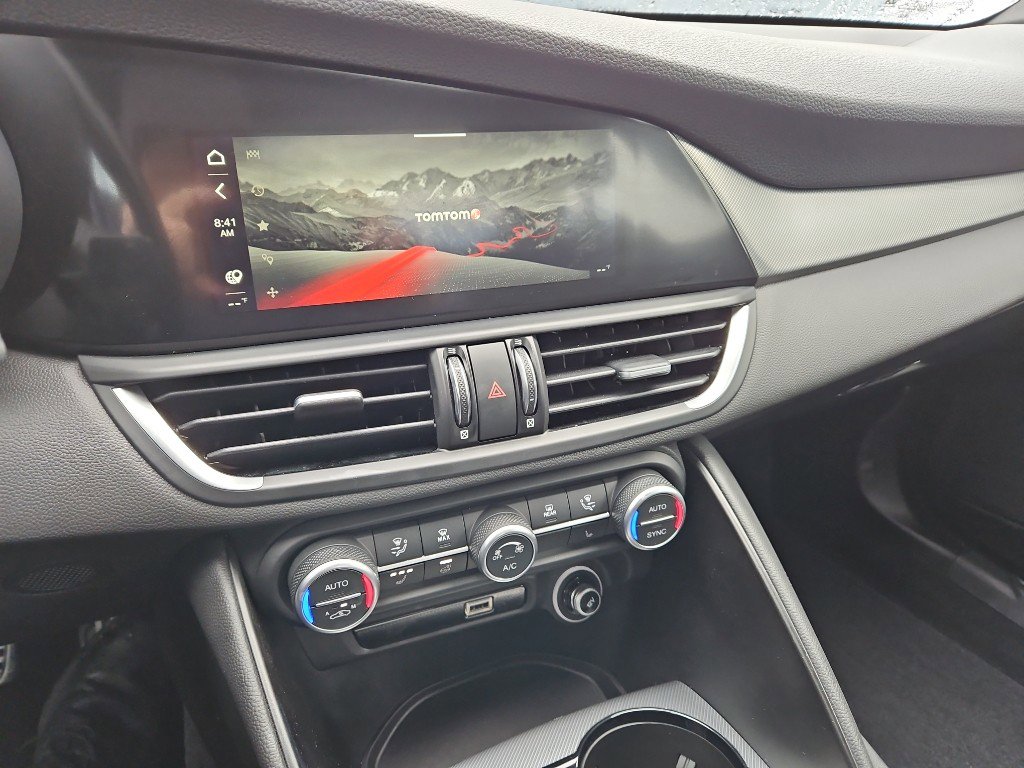 Used 2024 Alfa Romeo Giulia Ti w/ Active Assist Plus Package image 12