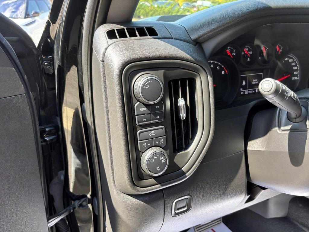 Used 2023 Chevrolet Silverado 1500 Custom Trail Boss image 14