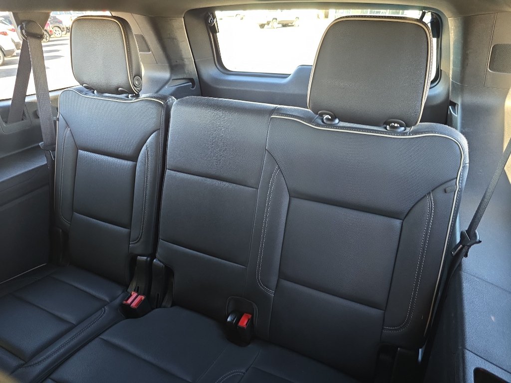 Certified 2024 Chevrolet Suburban Premier AWD/4WD image 25