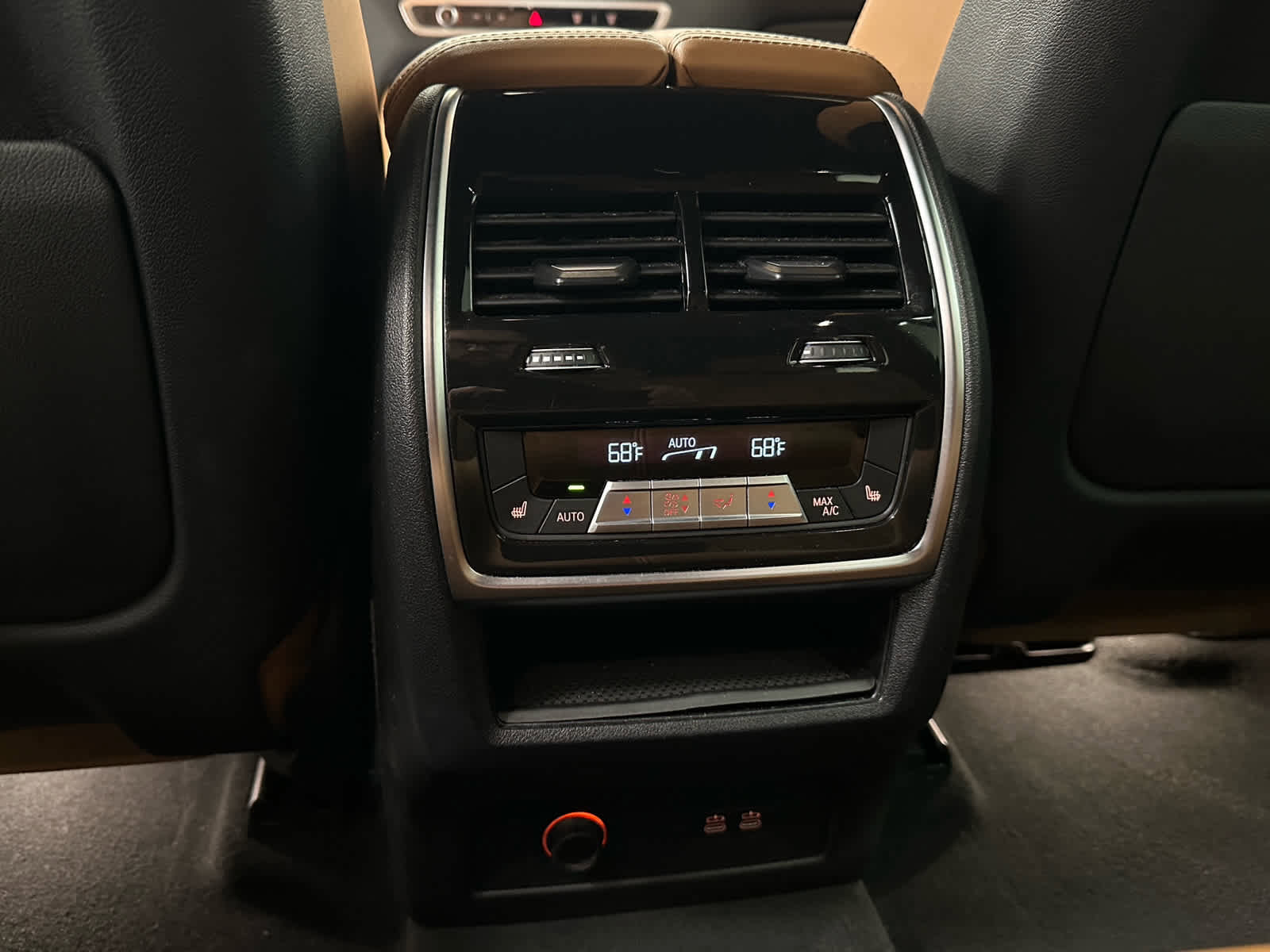 Used 2024 BMW X5 xDrive40i w/ Executive Package image 42