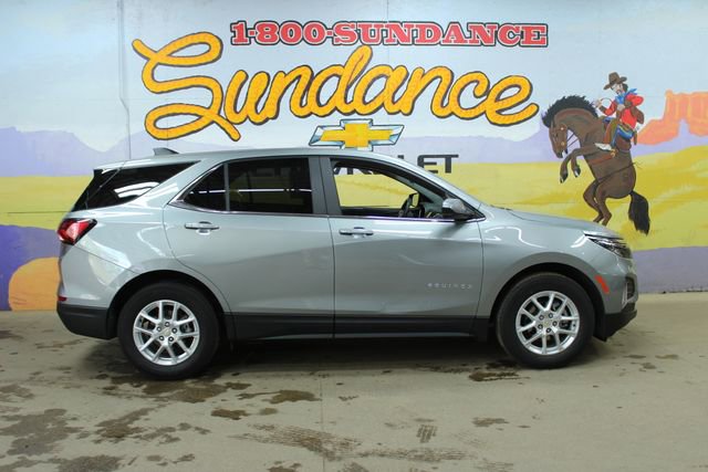 Used 2024 Chevrolet Equinox LT w/ LPO, Floor Liner Package FWD image 1