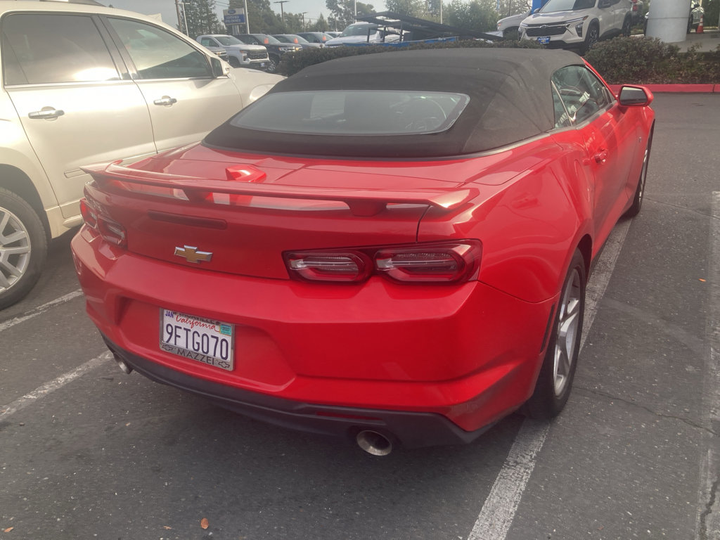 Used 2020 Chevrolet Camaro LT image 4