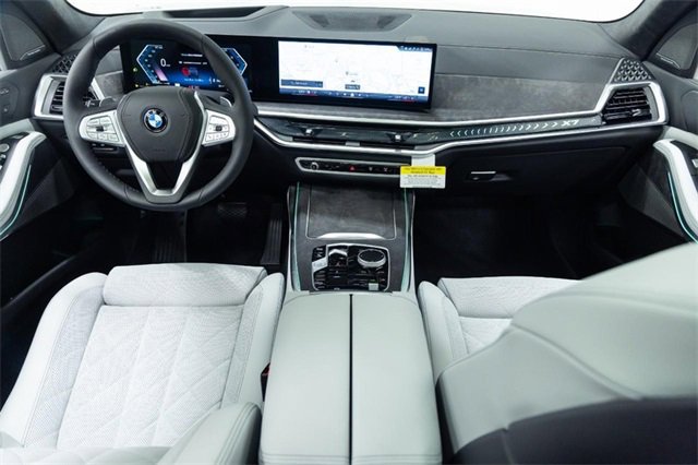 Certified 2025 BMW X7 xDrive40i image 20