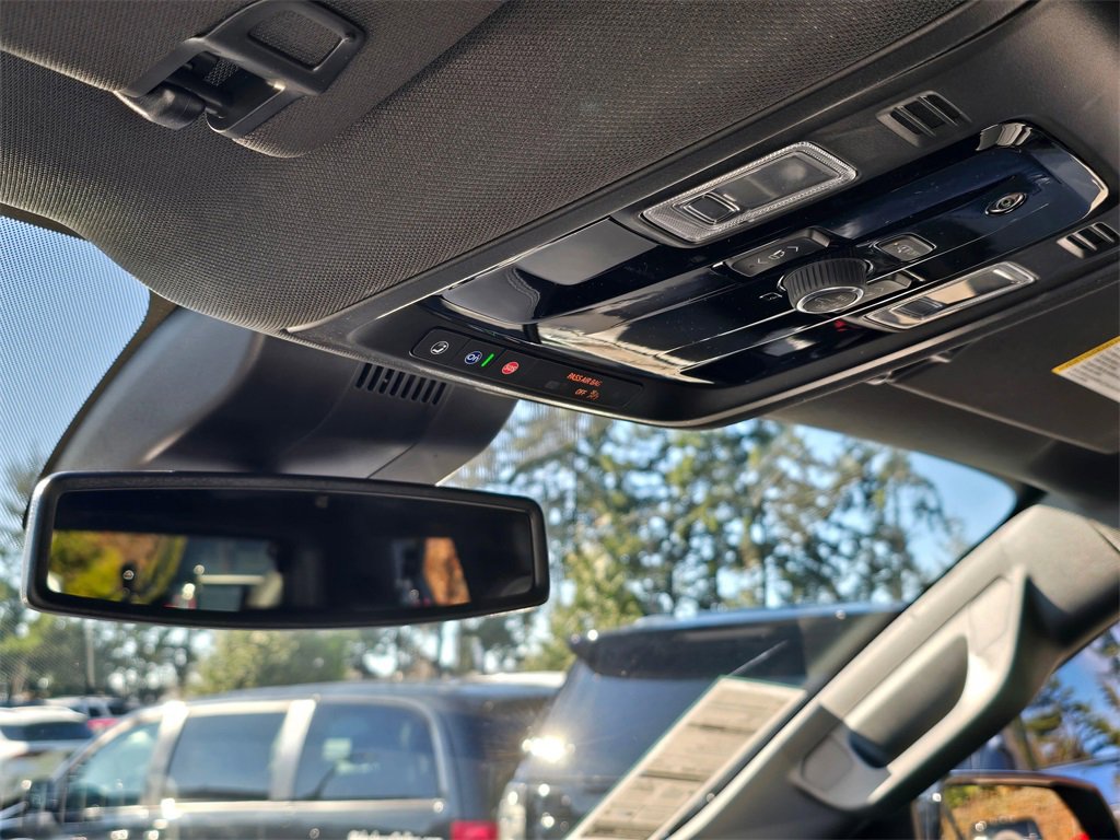 New 2026 Chevrolet Suburban LT w/ Comfort Package image 27