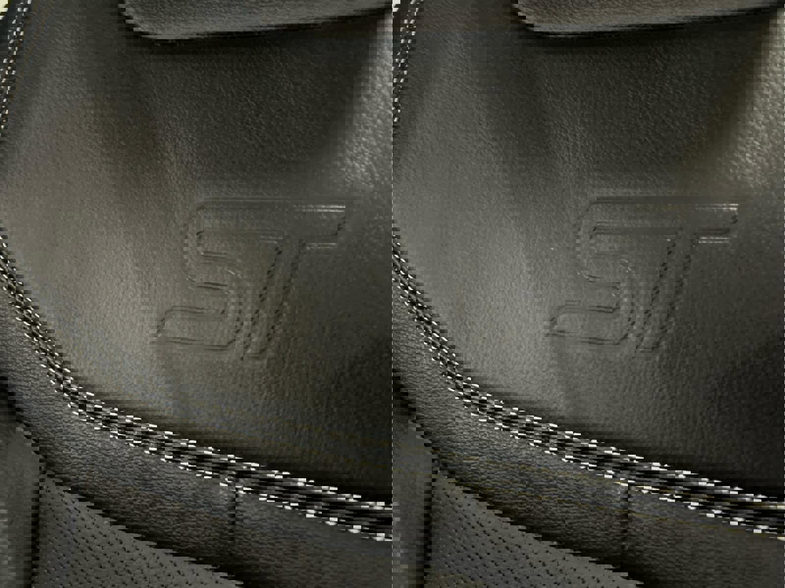 Used 2023 Ford Explorer ST w/ Equipment Group 401A AWD/4WD image 13