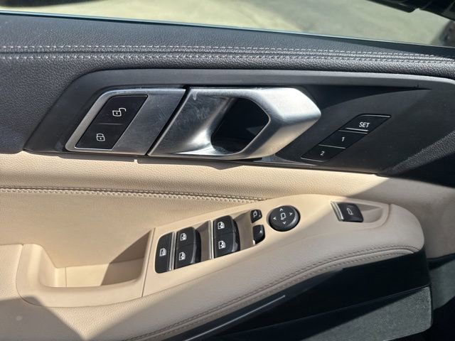 Used 2022 BMW X5 xDrive40i w/ Executive Package image 12