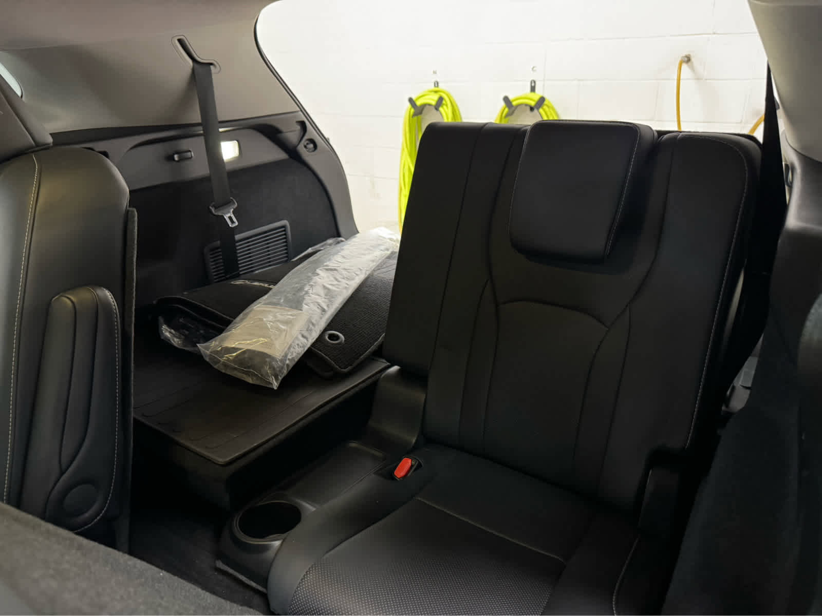 Used 2022 Lexus RX 350L Premium w/ Premium Package image 15