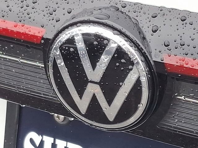 New 2026 Volkswagen Taos SEL image 12