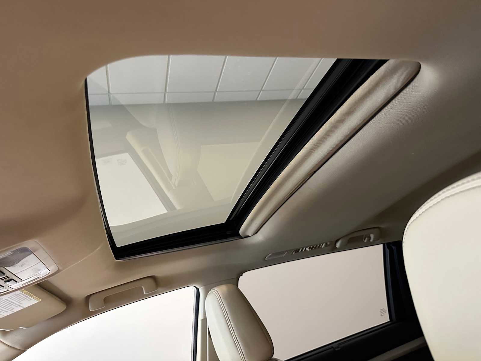 Used 2015 Toyota Highlander XLE AWD/4WD image 23