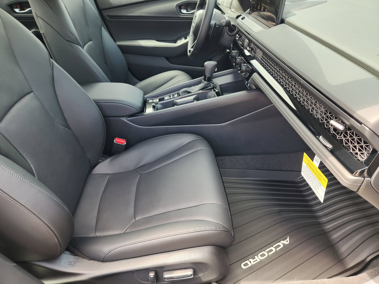 New 2026 Honda Accord EX-L image 17