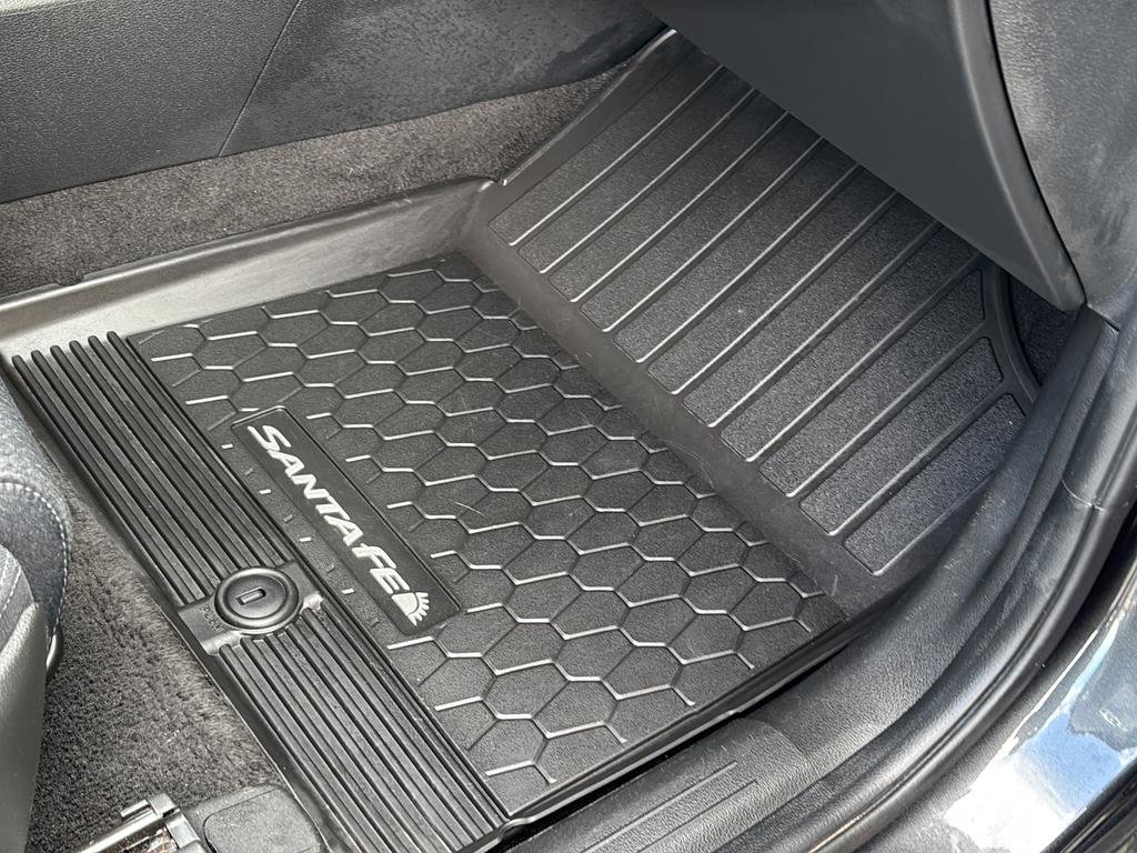 Certified 2023 Hyundai Santa Fe SE image 39