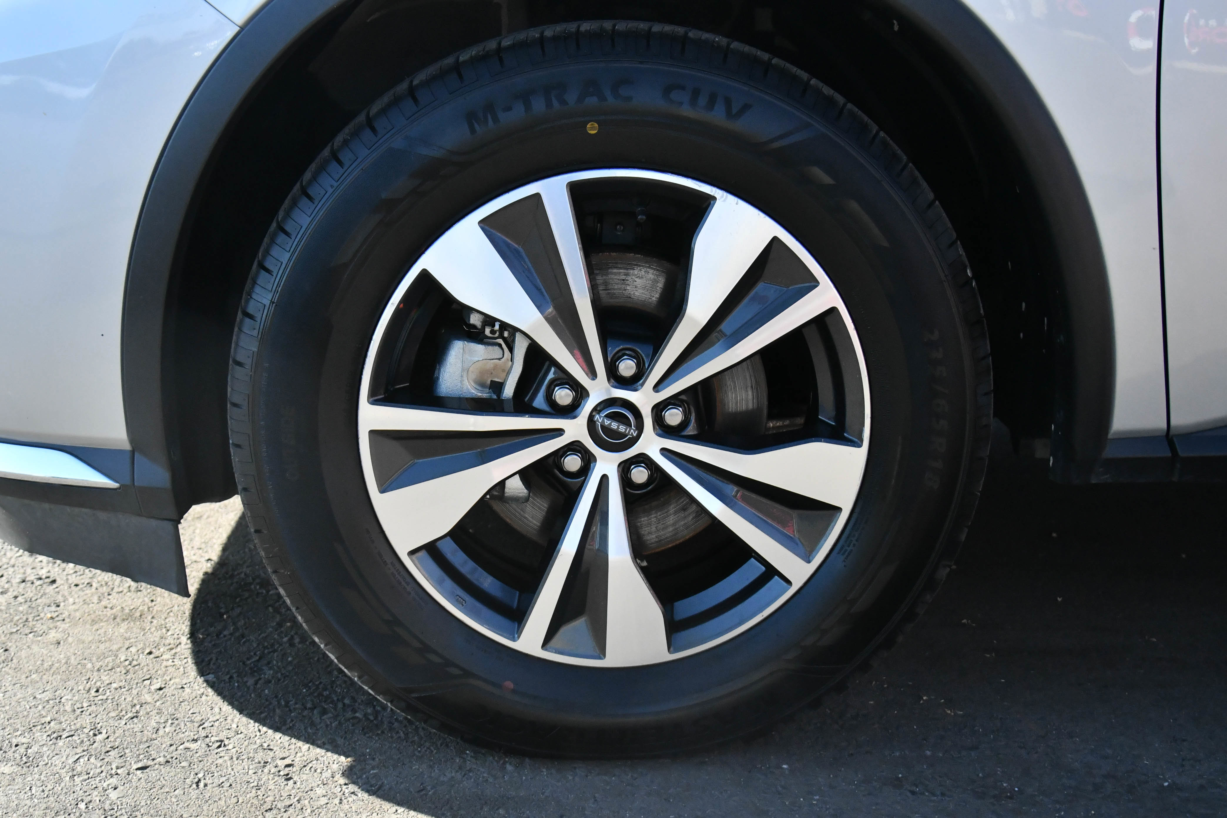 Used 2023 Nissan Murano SV image 12