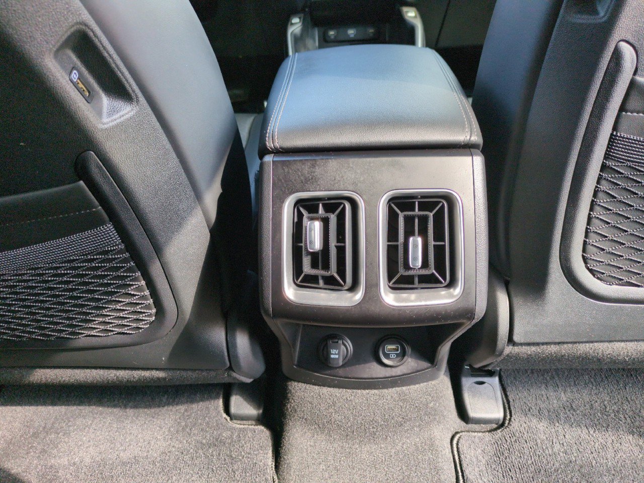 Used 2022 Kia Sorento S FWD image 44