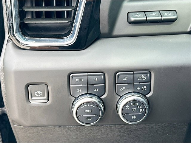 Used 2024 GMC Sierra 2500 Denali w/ Denali Reserve Package image 10