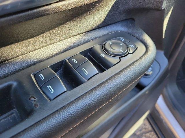 Used 2018 GMC Terrain SLE w/ Driver Convenience Package image 19