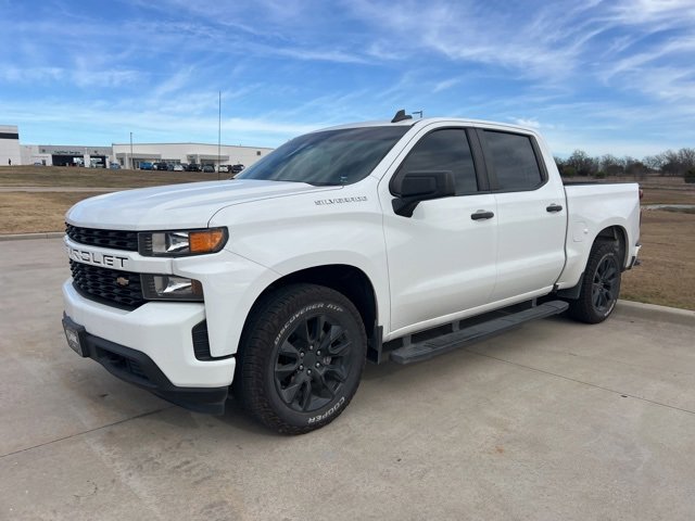 Used 2022 Chevrolet Silverado 1500 Custom w/ Safety Confidence Package image 2