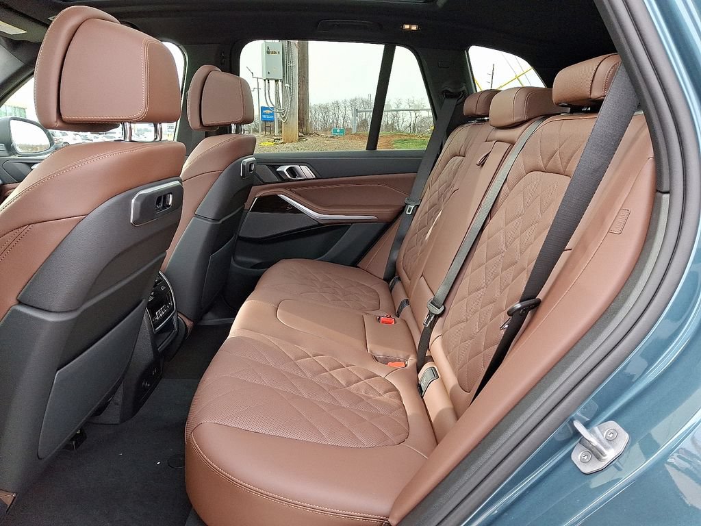 Used 2026 BMW X5 xDrive50e AWD/4WD image 9