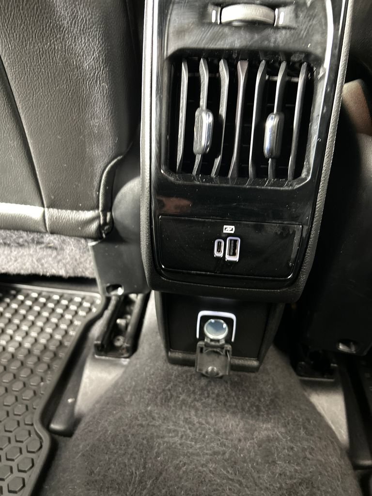 Used 2023 Jeep Compass Trailhawk w/ Trailhawk Convenience Group AWD/4WD image 18